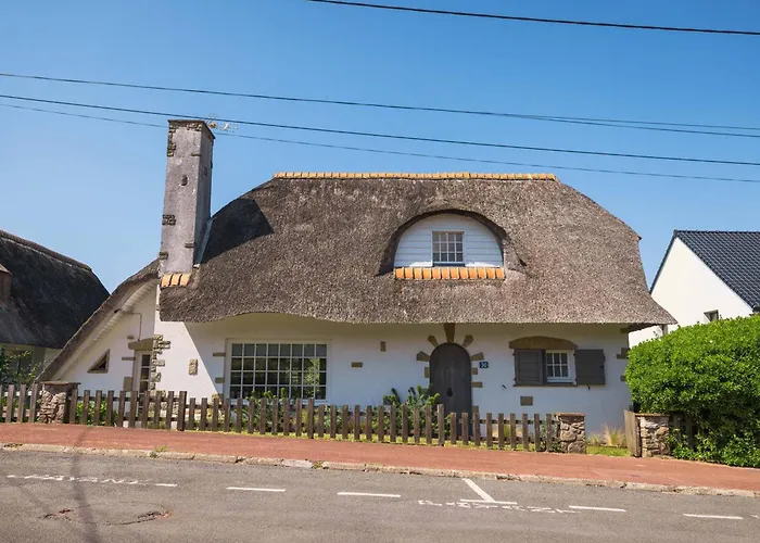 Proche Centre Et Avec Animaux Admis, Parking - Fr-1-821-39 *